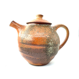 Teapot by George Lowe