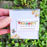 Bumble Bee: Set of 50 Little Notecards by Sarah Angst