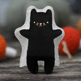 Ghost Cat Felt Doll Kit by Kiriki Press