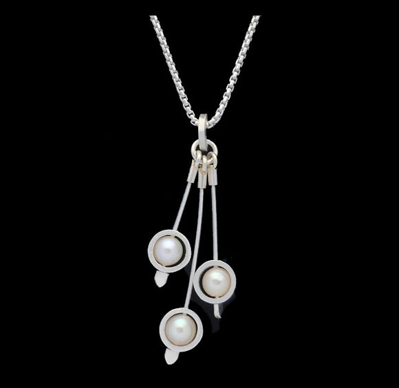 Pearl Triptych Necklace by Kenneth Pillsworth